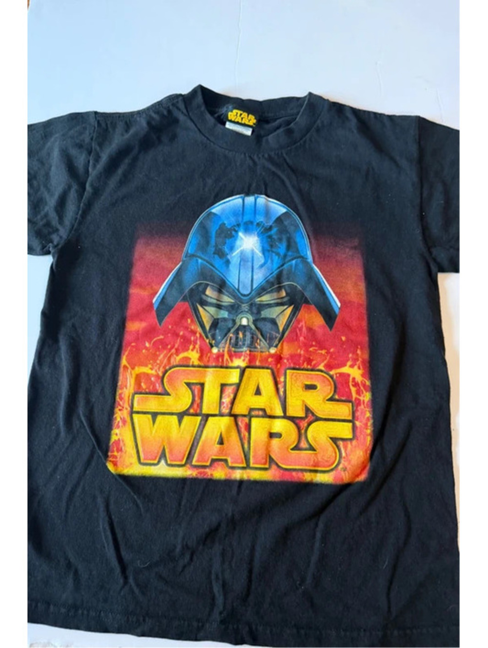 Star Wars Darth Vader Lightsaber Duel Graphic T-Shirt Youth Size M
